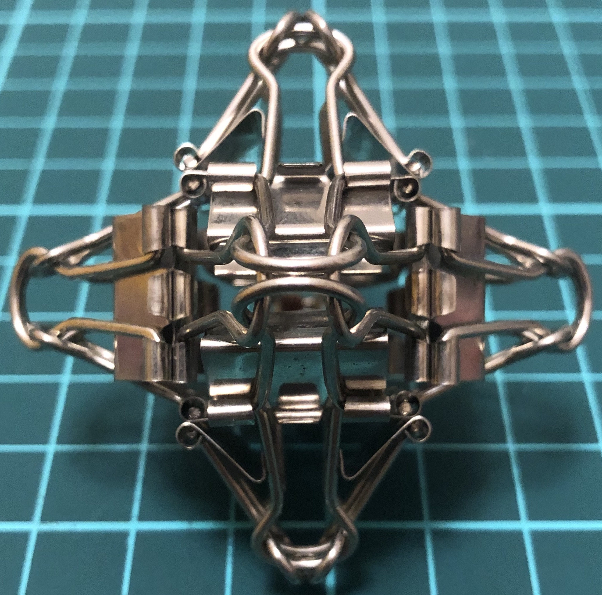 12 clips forming spiky octahedron