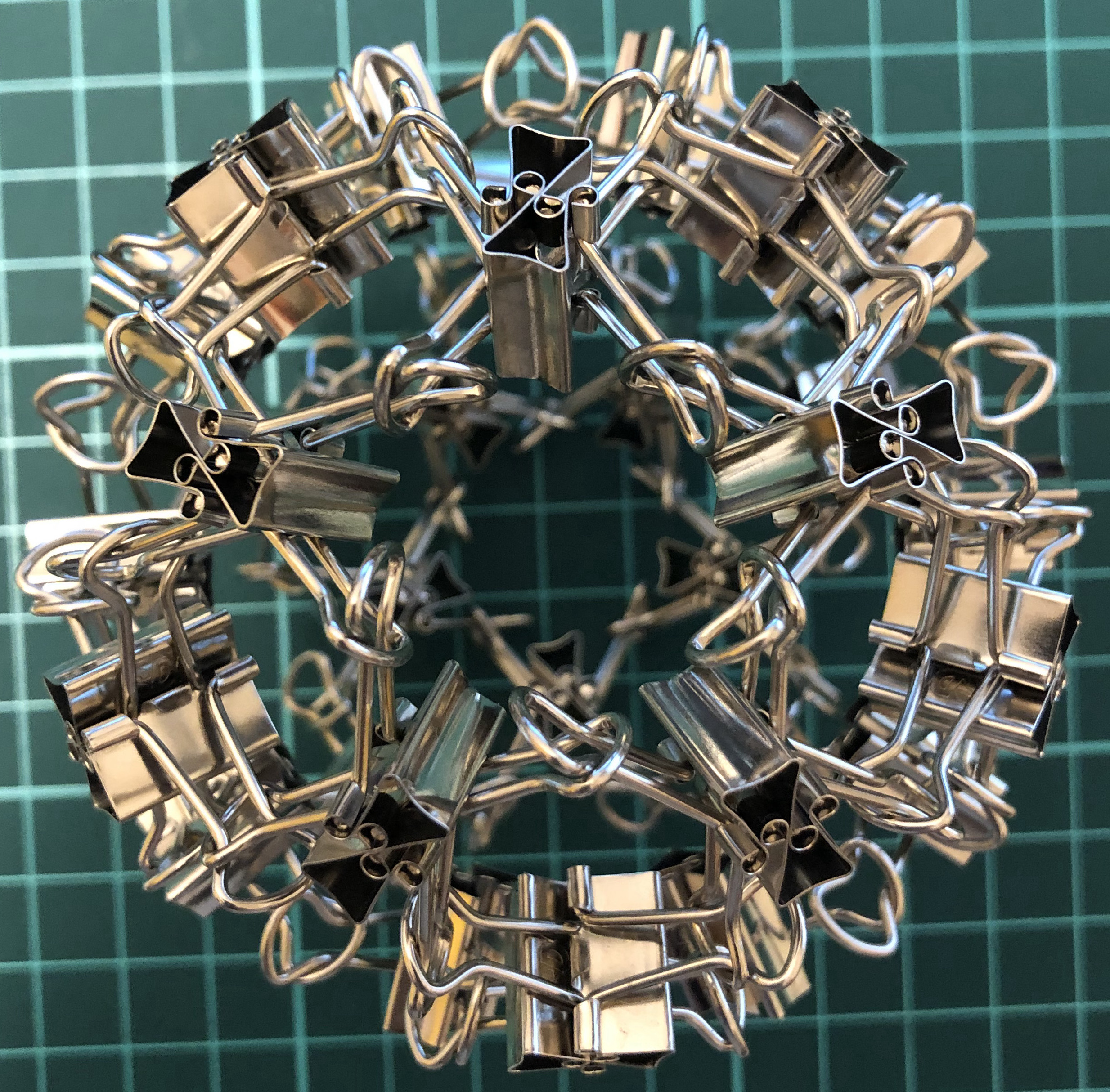 60 clips forming 30 X-edges forming icosahedron